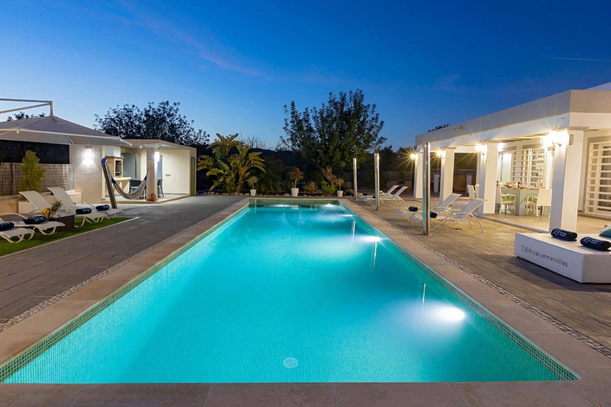 Near San Antonio Sleeps 10 * Sant Antoni de Portmany
